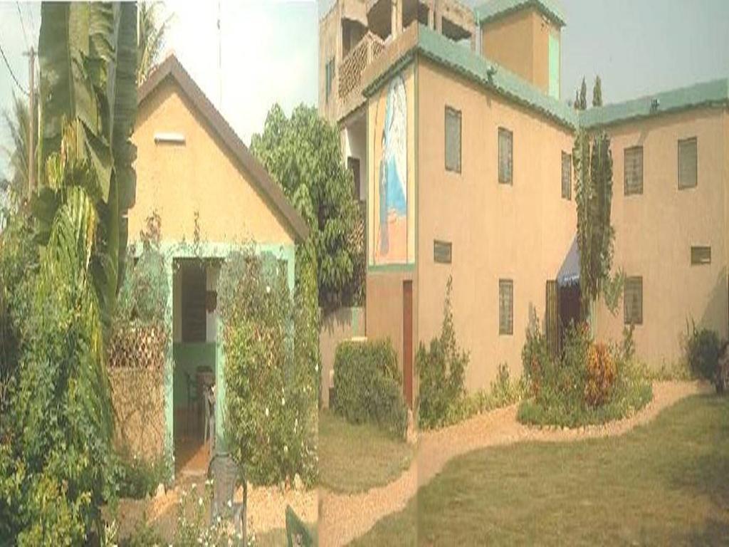 Hotel Marie Antoinette Lomé Rom bilde